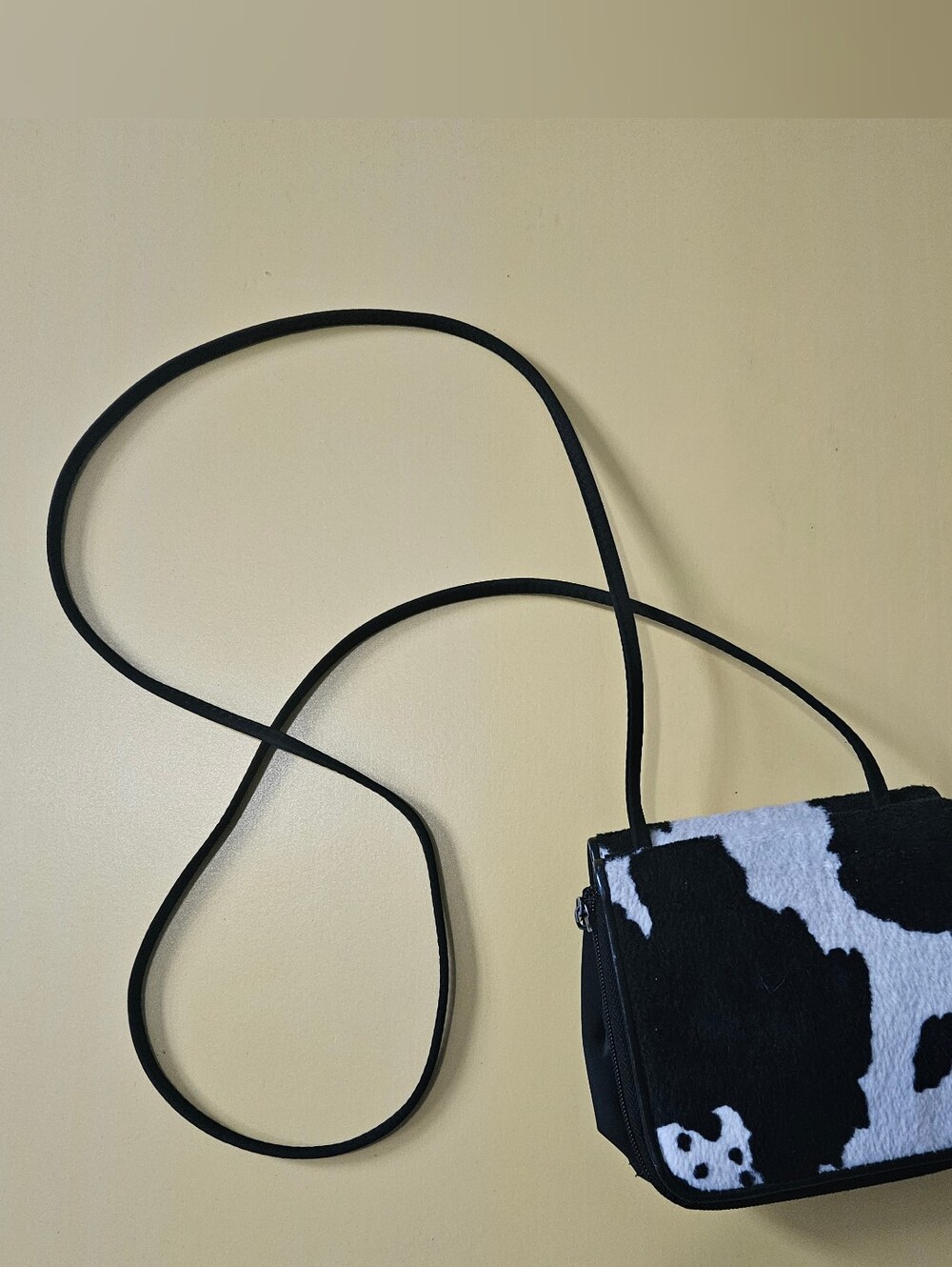 Vintage Y2k Fuzzy Cowprint Black & White Faux Fur Crossbody Bag Shoulder Bag